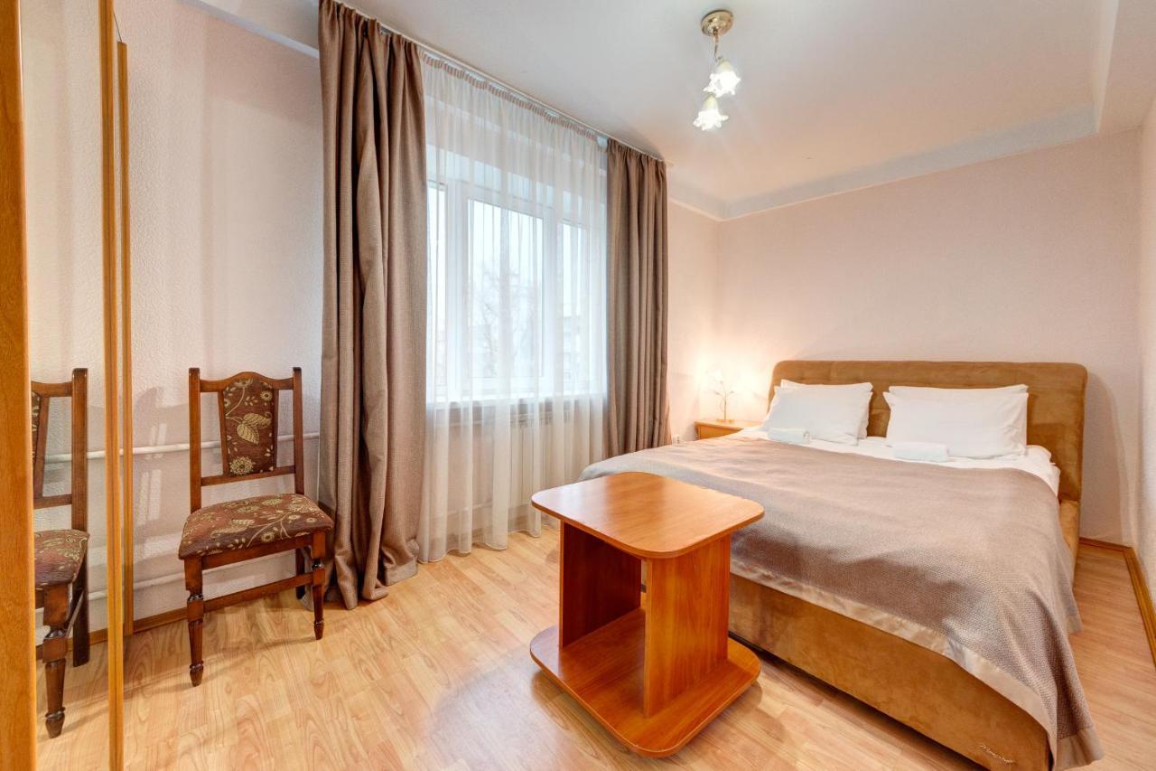 Holosiyvsky Hotel Kyiv Exterior photo